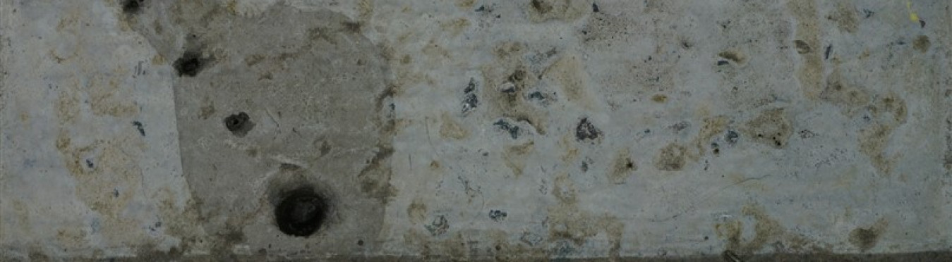 Moon's Trajectory 15.5 x 26 cm, Acrylic & oil on cement slate